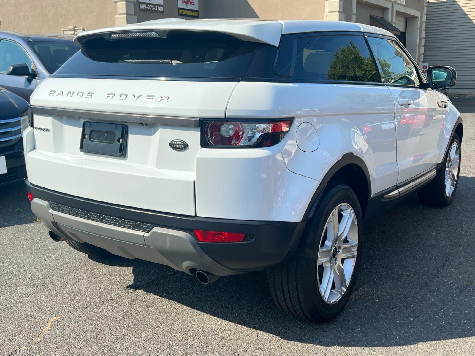 2013 /Beige Land Rover Range Rover Evoque Pure Plus 3-Door (SALVP1BG3DH) with an 2.0L L4 DOHC 24V TURBO engine, 6-Speed Automatic transmission, located at 1018 Brunswick Ave, Trenton, NJ, 08638, (609) 989-0900, 40.240086, -74.748085 - This Range Rover Evoque is beautiful in every way and has been very well maintained and ready for the next owner! Amazing color combo and super clean SUV! Call Anthony to set up an appointment ASAP, 609-273-5100 - Photo #4